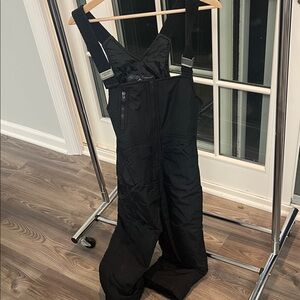 Kids Black snow bibs - size 7